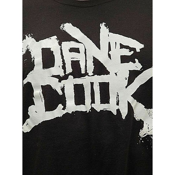 Dane Cook 2009 Isolated Incident Global Thermo Comedy Tour Black T-Shirt 2XL - Picture 2 of 5